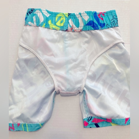 Hurley boys swim trunks size 4T - Picture 4 of 5